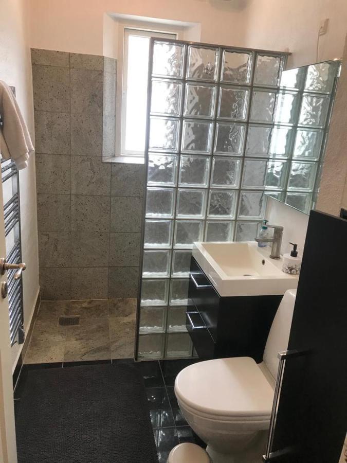 Den Hvide Farm Apartment Skanderborg Bagian luar foto